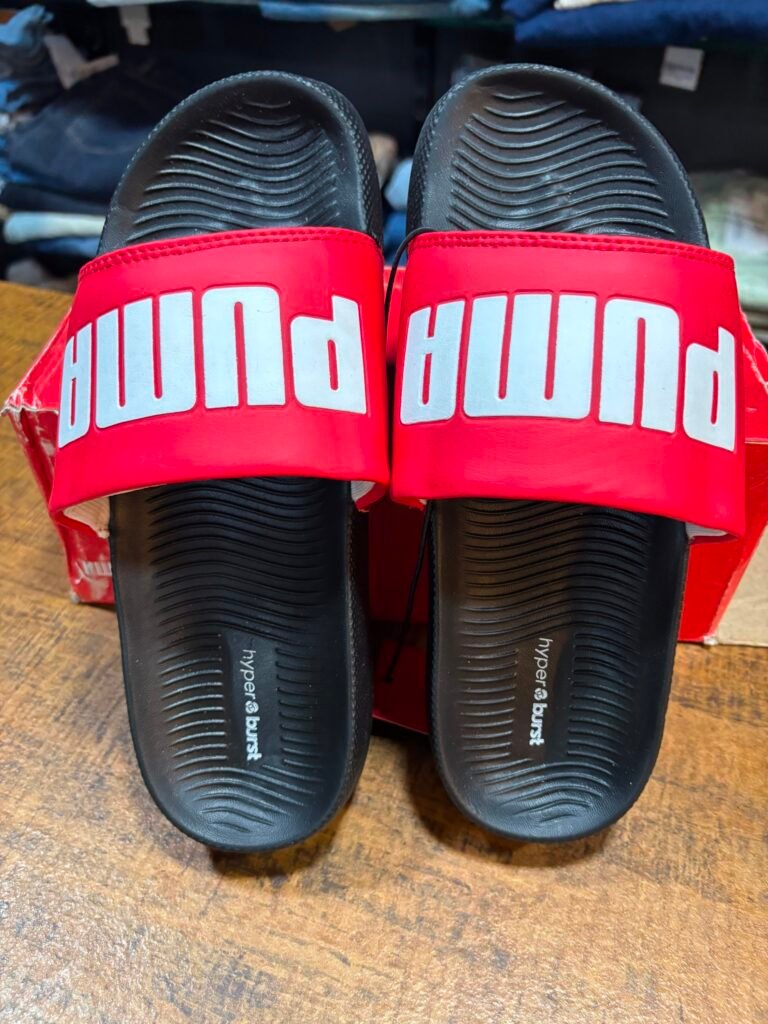 PUMA RED SLIDERS