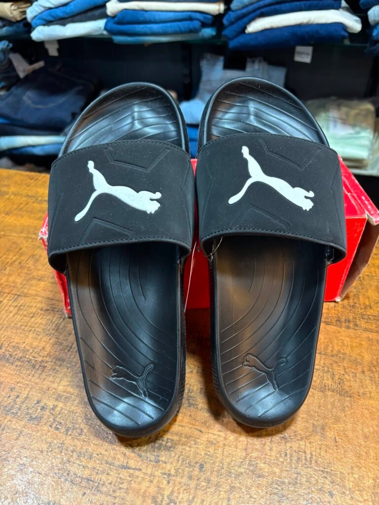 PUMA BLACK SLIDERS