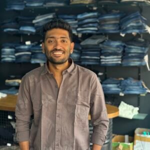 M19 BROWN SHIRT 7 - Image 2