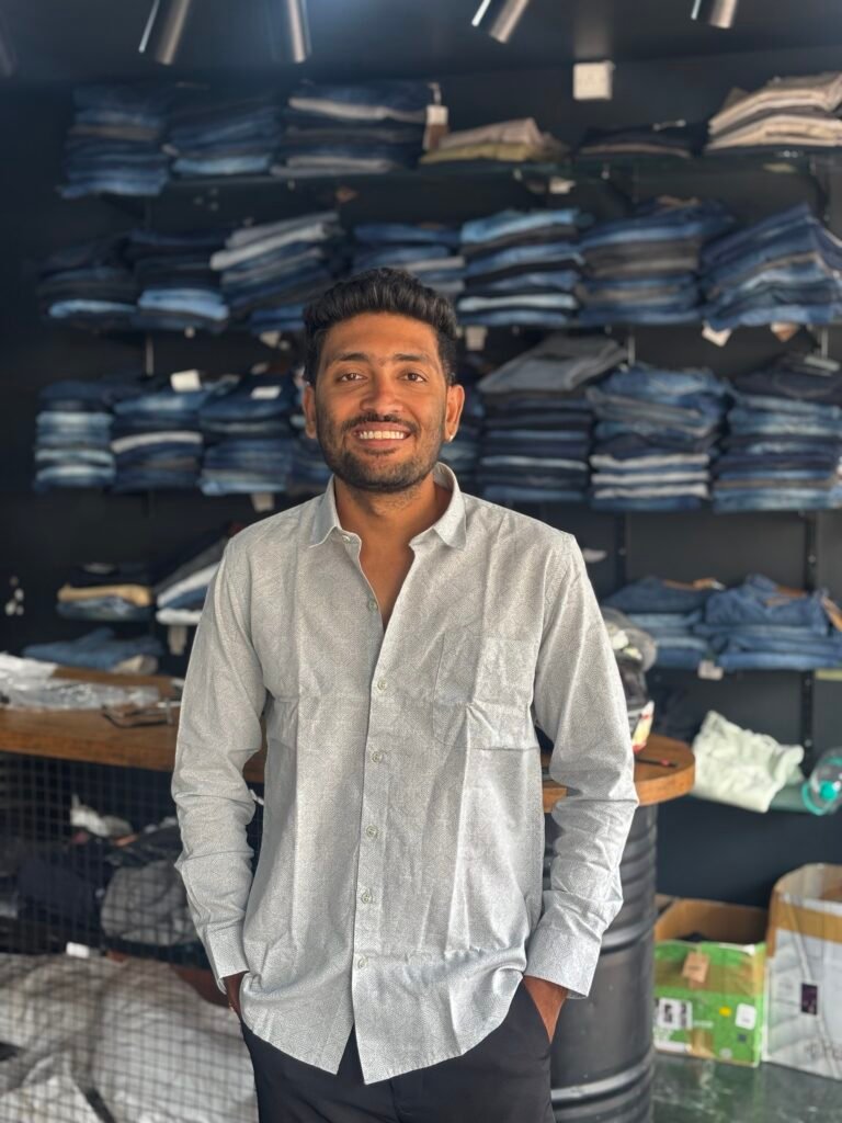 M19 GREY GEO SHIRT 9