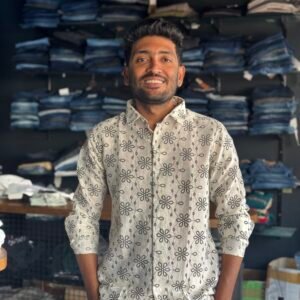 ZARA  WHITE FLORAL SHIRT - Image 3